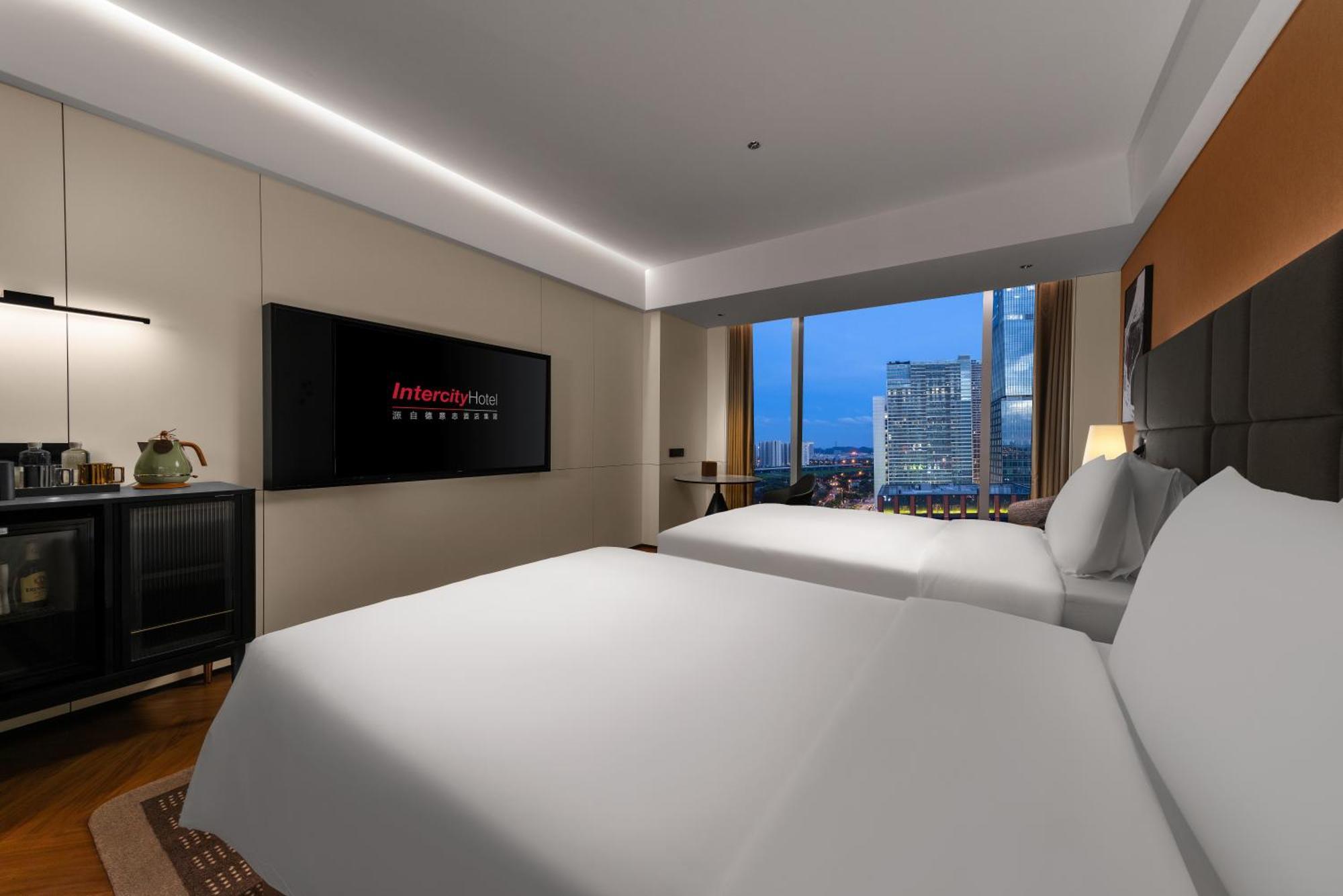 Intercity Hotel Guangzhou South Railway Station - Free Minibar Including Erdinger Weissbier 외부 사진