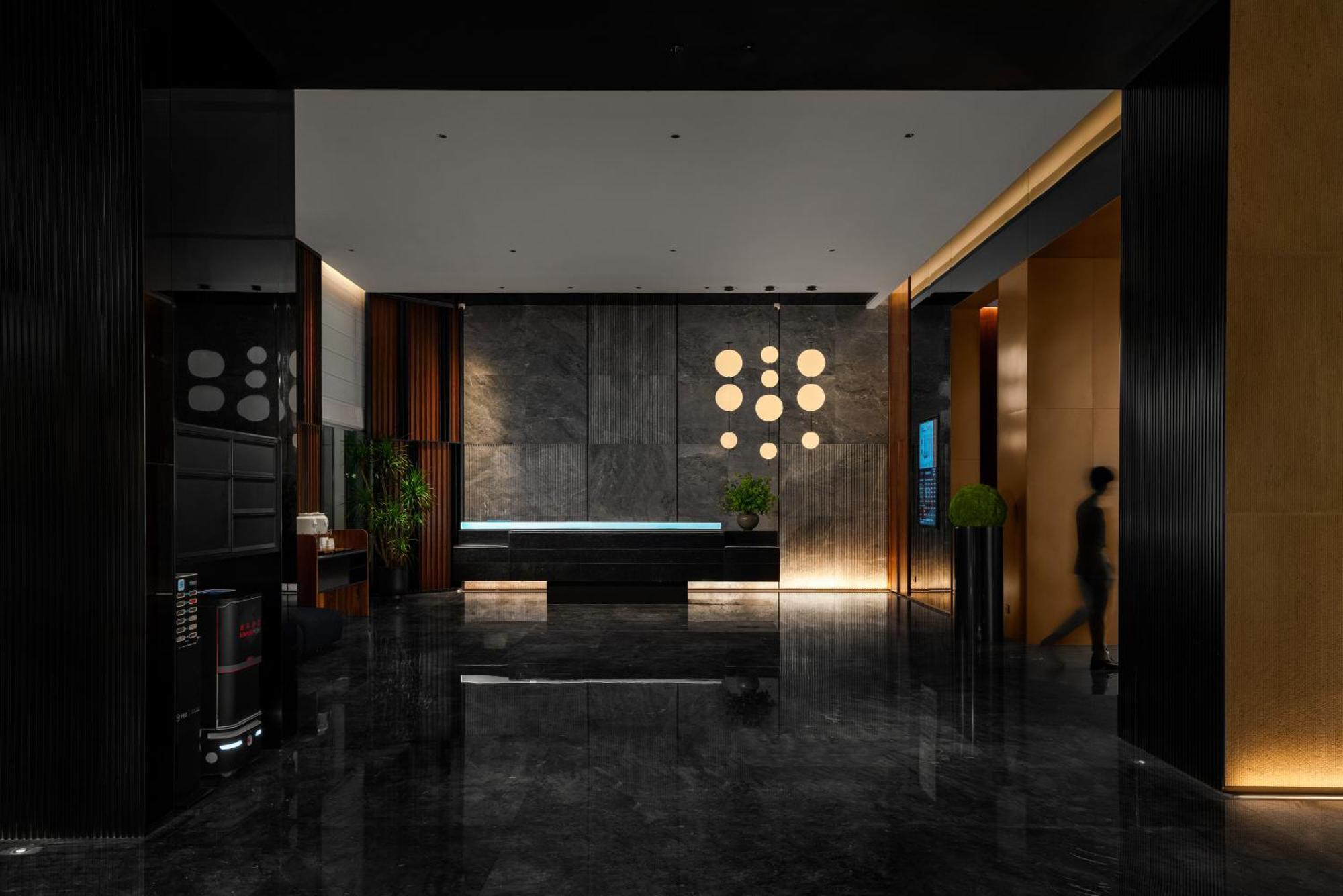 Intercity Hotel Guangzhou South Railway Station - Free Minibar Including Erdinger Weissbier 외부 사진